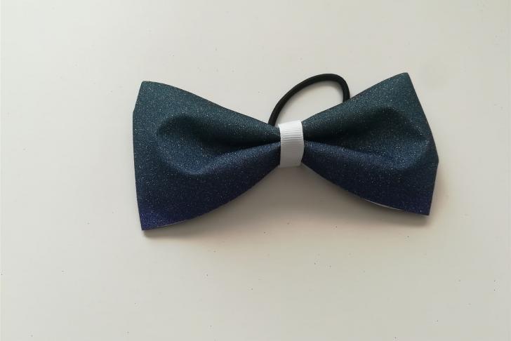 Tailless Bows